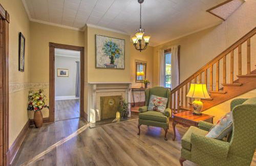 Mtn Views and Idyllic Setting! Clifton Forge Retreat - Foto 9