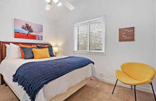 Rare Gem! Game Room, Hot Tub, Near Lake, Pet Ok - Foto 45