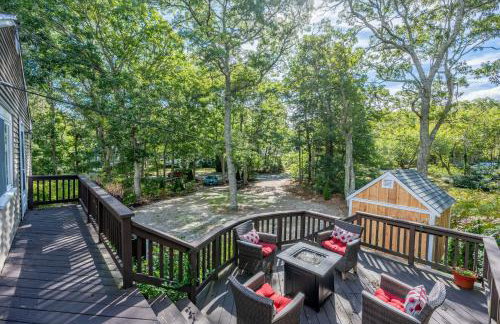 Cape Cod Retreat: A/C, WiFi Pet Friendly - Photo 42