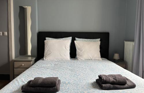 Embruns maison spacieuse rénovée 5 ch 3 sdb 2 WC belle terrasse aménagée barbecue à 250 m de la plage en plein centre d' Arromanches au coeur des plages du débarquement, proximité de Bayeux - Foto 26