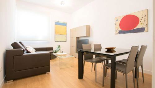 Murallas de Sevilla Apartamento con garaje 4 pax - Foto 4