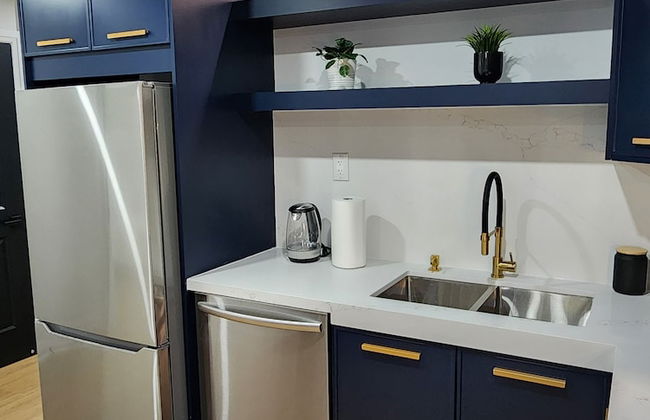 Exclusive Home in Niagara Falls - Photo 14