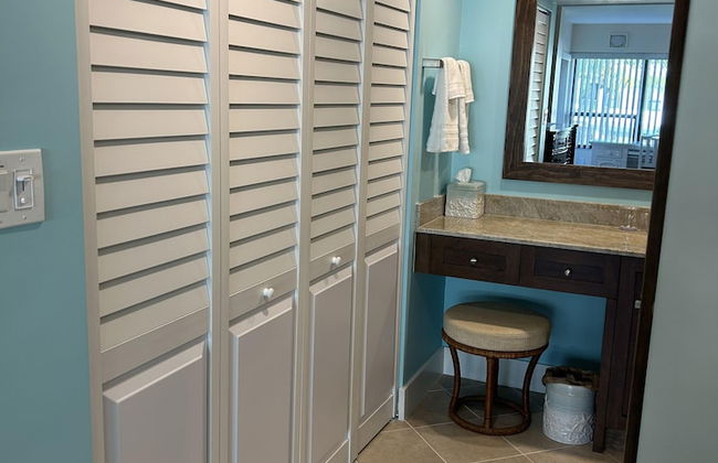 Gorgeous 2 bedroom condo with panoramic views of the Atlantic Ocean. 2 Condo by RedAwning - Photo 19