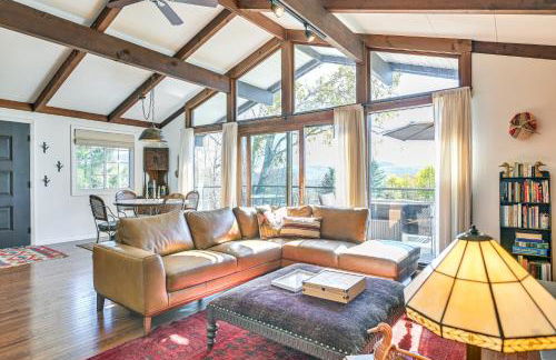 Cozy Mtn-View Chalet Less Than 2 Mi to Windham Slopes - Foto 5