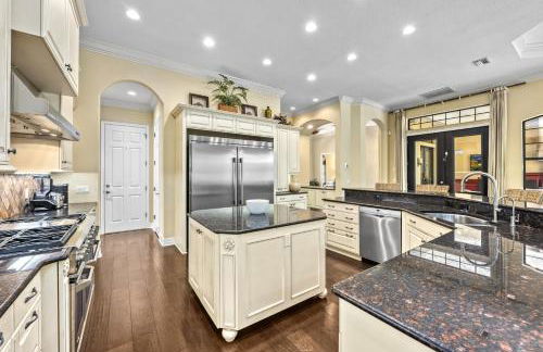 Tranquility - 4000 Sq ft of Luxury - Private Pool/Spa, Walk Everywhere, Pet Friendly - Foto 25