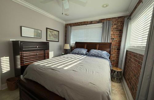 2 bedroom private apt & laundry - Foto 28