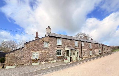 Moorleigh House Entire Property Sleeps 10 - Foto 1