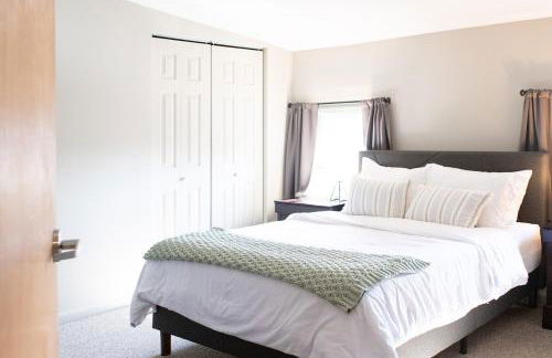 The Penthouse- Heart of OTR w/Rooftop Terrace - Foto 38