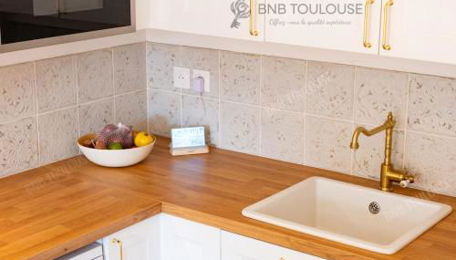 ORBIS - "Le Chic Castel'nid" - Clim - Parking - Terrasse - WiFi - Foto 5