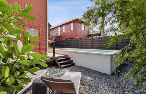 Rare Downtown Oasis | Private Pool + Parking - Foto 16