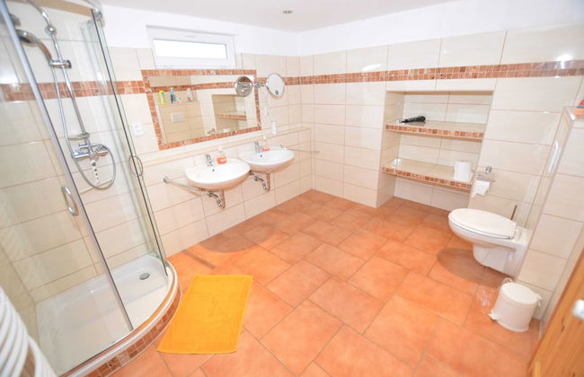 Chalet in Ore Mountains Near Ski Slopes - Foto 18