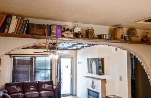 Romantic Colonial Hideaway in Historic Downtown - Pet Friendly - Foto 58