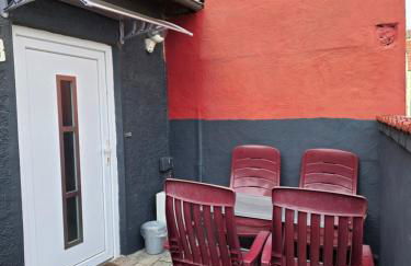 Mary Haus in Biebertal-Bieber, mit 2 Apartament und 4 Zimmer, 1 fur 2 und eine fur 6, In Nahe Gießen und Wetzlar mit WLAN, Parkplatz, 2 Badezimmer - Photo 29