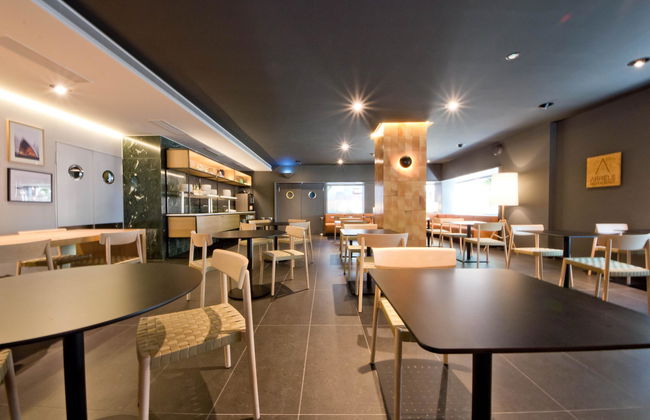 Aparthotel Atenea Valles - Foto 8