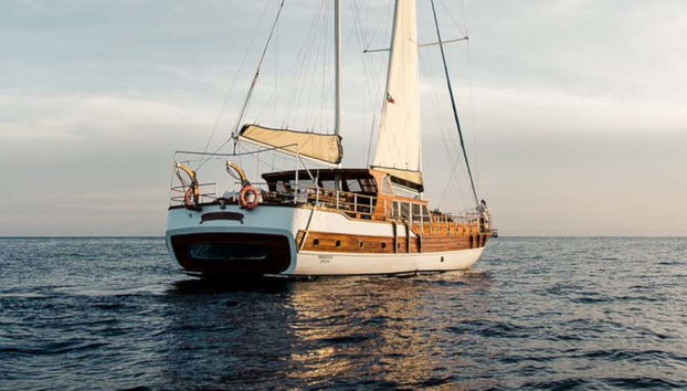 Sunset Yacht Cruise - Foto 4