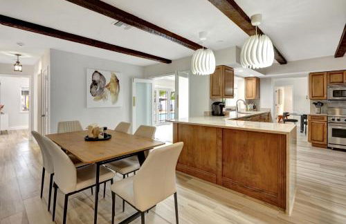 Riviera - Canal Views, Pool, & Work Friendly. - Foto 19