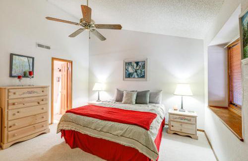 Cozy Flagstaff Retreat with Balcony and Mtn View! - Foto 17