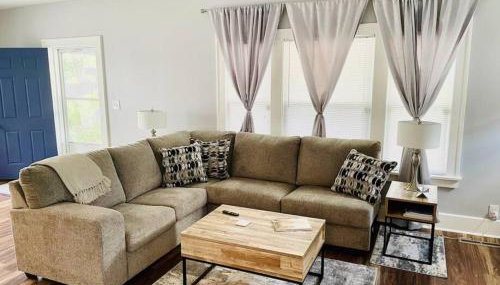 CHERRY STREET LUXURY- SHOPPING-DINING-BY DOWNTOWN AND HOSPITALs - Foto 2