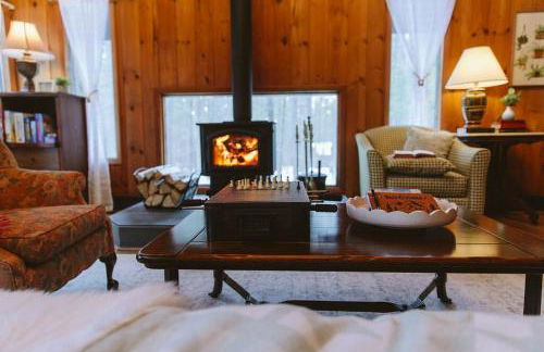 Cozy Cabin near Lake Placid, Whiteface-King, Ice Barrel, Hot Tub - Foto 47