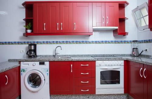 Apto ISA: amplio y acogedor apto de 75m con terraza, aire acondicionado y parking gratuito - Foto 12