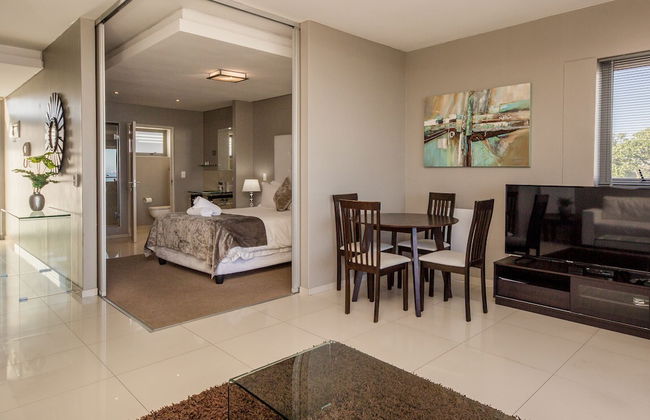 Infinity Self-Catering Apartments - Photo 40