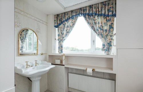 Beautiful 'Mayfield' Villa with private pool! - Foto 34