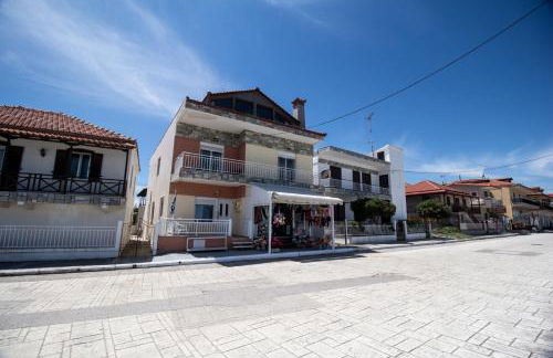 Golden Attic - Foto 32