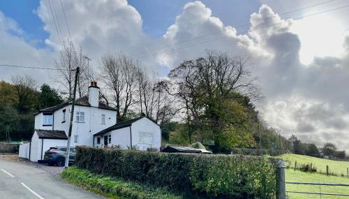 Tollgate House - Luxury Cozy Cottage - HUGE Hot Tub - Alton Towers - Foto 2