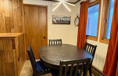 Retro Ski-In Ski-Out Villa at Powderhorn Mountain - Foto 8