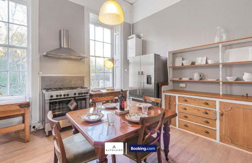 The Ritz 2 Bedroom Serviced Apartment By AltoLuxoExperience Short Lets & Serviced Accommodation With Free Wifi - Foto 15