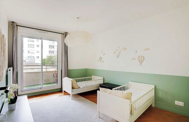 Modern, Spacious Apartment Just Outside Paris - Foto 7