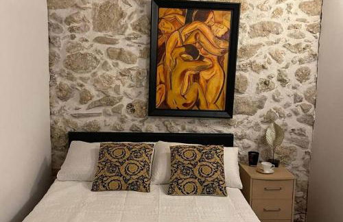 Art House Pagoi Sleeps 6 Parking 5 min to Beach - Photo 18