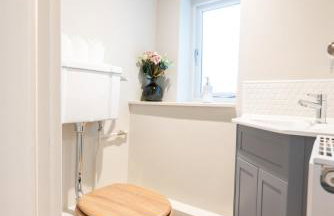 Spacious City-Centre House near Train Station & Business School, with Garden - Foto 38