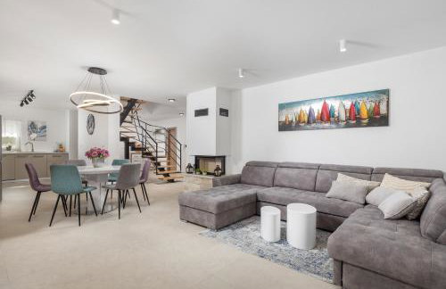 Romantic villa with pool, surrounded by nature - ID 2507 - by TRAVELER tourist agency Krk - Foto 21