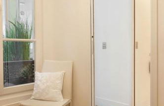 Two Bedroom Luxury Apartment - Balcony with View of Notre Dame - Foto 41