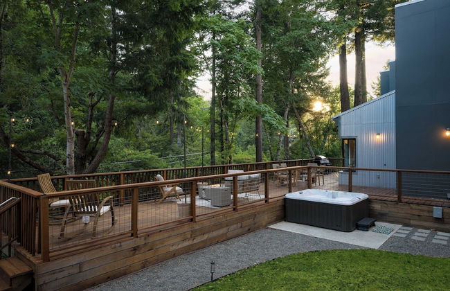 Mill Creek by Avantstay Modern Design, Patio, Hot Tub - Foto 32