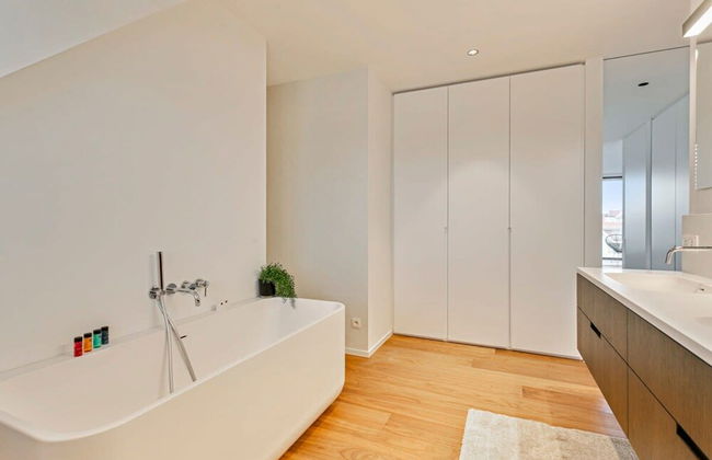 Majestic new Penthouse With 2 Parkings - Foto 41