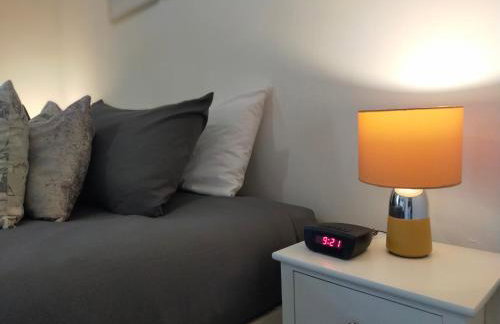 Newly Renovated 3 Bedroom House, 6 beds with 2 showers, near University Town Centre - Foto 25