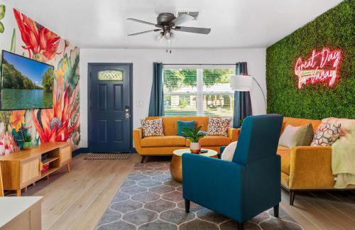 Pets OK! Heated Pool mins to 3 Sisters Spring! - Foto 1