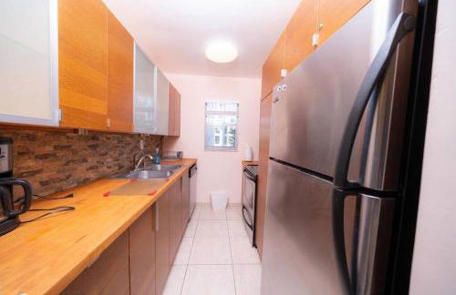 Enjoy Fully Equipped 2BR Condo Near The Beach - Foto 9