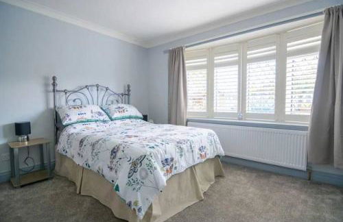 A Bright and Spacious Gem - Foto 13