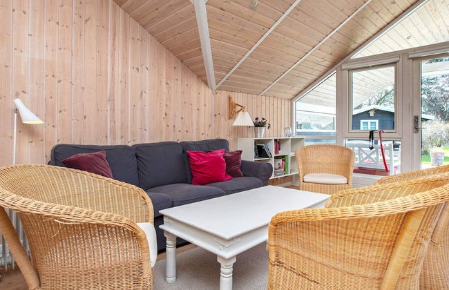 10 Person Holiday Home in Stege - Foto 24