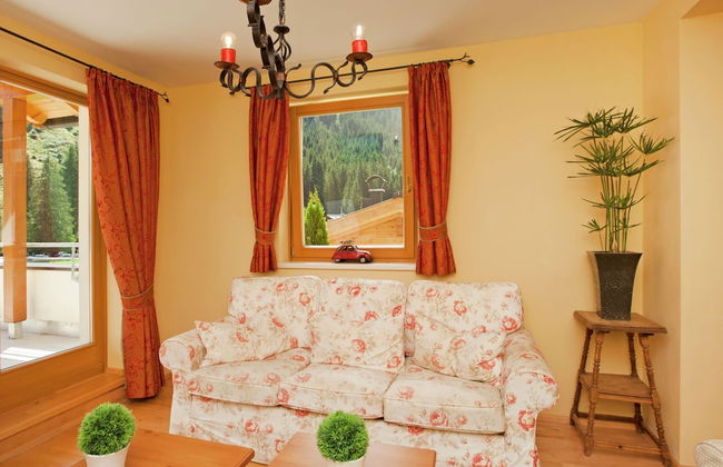 Chalet in Saalbach Near Ski Lift & Sauna - Foto 12