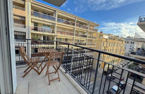 ⁂ Calme et ensoleillé balcon quartier Port Nice - Foto 13