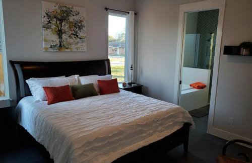 Actually walkable to square & Private Heated Pool - Foto 26