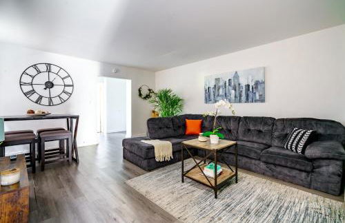 Jungle House Luxury Homes - Columbus Downtown Short North - Steps to Convention Center & Nationwide Arena - Sleeps up to 6 - Free Parking - Over 5,800 Five Stars - Foto 4