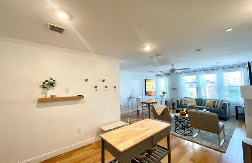 Modern 2-bed, 2-bath, 4 min walk to Northeastern - Foto 2