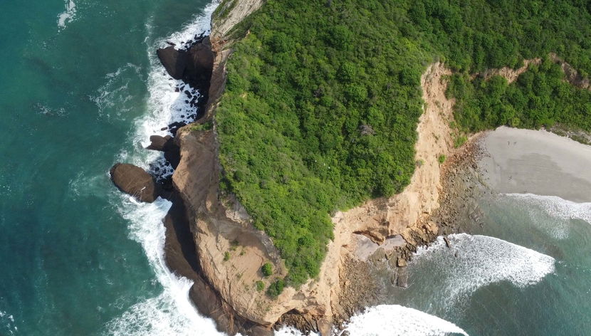 Los Frailes & Agua Blanca Bike Tour