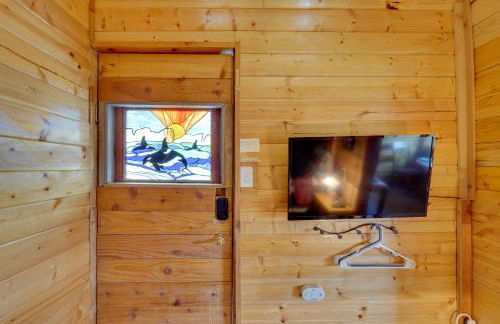 Lakefront Bliss! Ultimate Soldotna Retreat with Deck - Foto 13