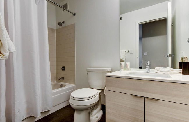 The Stratus - Vibrant Studio in Heart of Downtown - Foto 12